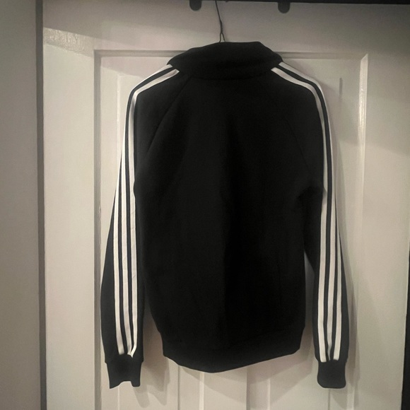 Adidas half zip sweater from Aritzia - Picture 2 of 4